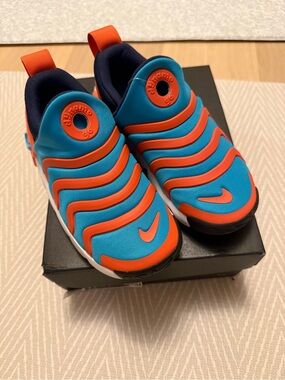 New Nike Kids Bright Blue and Orange Wave Slip-On Sneakers 1Y big kids